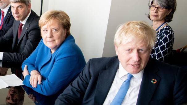 <p>Am Dienstagmorgen kam es zu einem Telefonat zwischen Angela Merkel und Boris Johnson.</p>