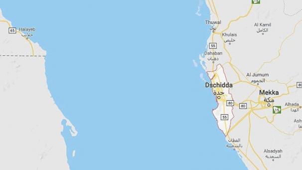 <p>Etwa 60 Seemeilen vor Dschidda in Saudi-Arabien hat sich eine Explosion auf einem Öltanker ereignet.</p>