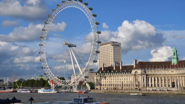 <p>Aus dem London Eye einen Blick über die Stadt werfen: Für viele Städteurlauber gehört das in der Hauptstadt des Vereinigten Königreichs dazu.</p>