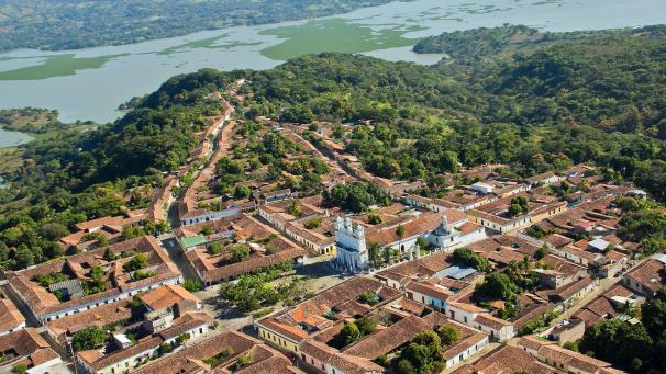 <p>Suchitoto liegt im Herzen El Salvadors.</p>