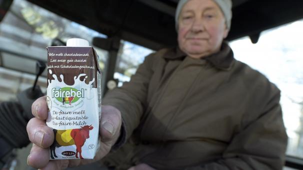 <p>Fairebel macht jetzt gemeinsame Sache mit Fairtrade: Jetzt wird die 0,33-Liter-Vollmilch-Packung mit Schokoladengeschmack mit Fairtrade-Kakao gefüllt.</p>