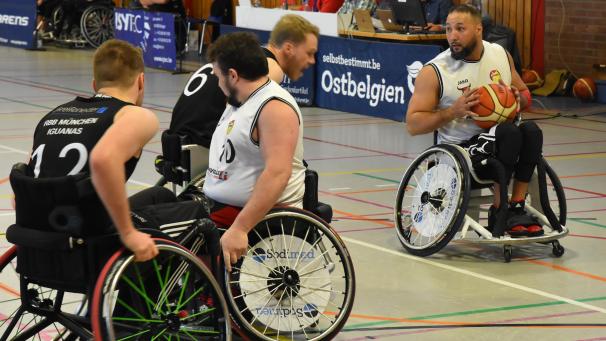 <p>Gegen die Iguanas München verpassten die Roller Bulls einen möglichen Sieg.</p>