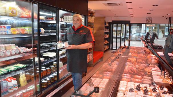 <p>Die klassische Metzgerei verschwindet: Bei Werner Peters finden sich nicht nur Fleisch und Wurst.</p>
