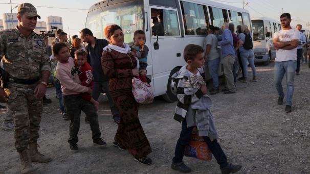 <p>Syrische Familien auf der Flucht.</p>