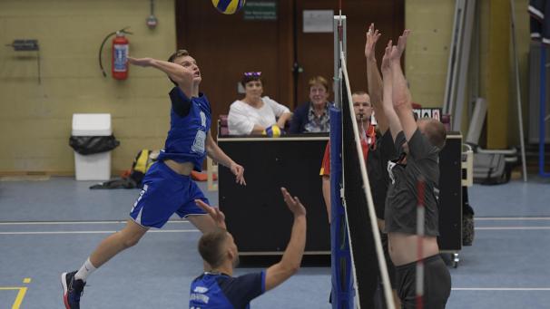 <p>Sporta-Außenangreifer Nathan Frank (links) wird gegen Athus-Messancy gefordert werden.</p>