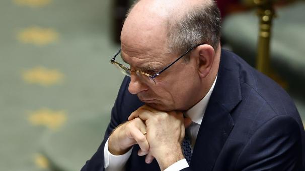 <p>Vizepremier Geens am Donnerstag in der Kammer : „Die Position der Regierung bezüglich der Rückführung von Kindern unter zehn Jahren ist klar und unverändert.“</p>