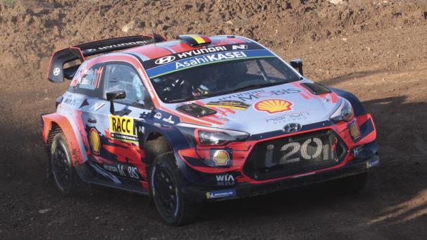 <p>Thierry Neuville (Hyundai) beim Shakedown am Donnerstag in Salou.</p>