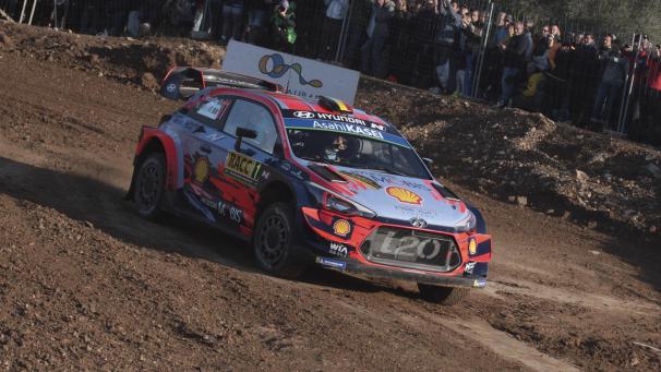 <p>Thierry Neuville-Nicolas Gilsoul (Hyundai), hier bei der Spanien-Rallye, können 2019 erneut Vize-Weltmeister werden.</p>