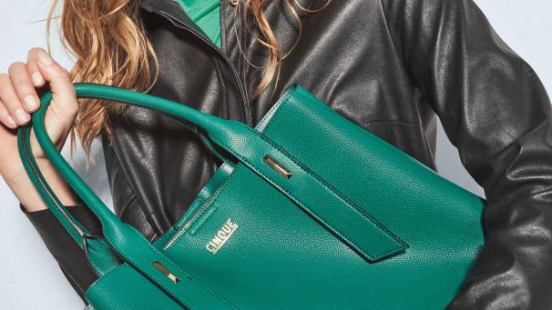 <p>Grün ist eine der Trendfarben bei den Handtaschen. Auch Cinque zum Beispiel hat sie im Programm (ca. 140 Euro).</p>