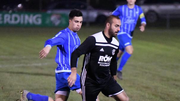 <p>Für Zidane Benlahbib (l.) und den FC Eupen ging es zuletzt in der Tabelle wieder abwärts.</p>