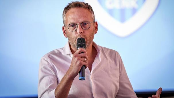 <p>In seiner Funktion als Pro-League-Vorsitzender sorgt sich Genks Präsident Peter Croonen um das finanzielle Wohl der belgischen Fußballklubs.</p>
