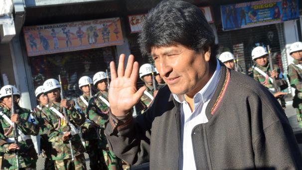 <p>Morales ist der dienstälteste Präsident des Kontinents. Bereits seit 2006 leitet der frühere Koka-Bauer die Geschicke Boliviens.</p>