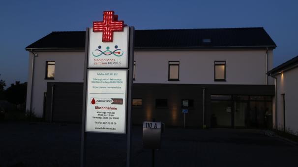 <p>Das „Medizinische Zentrum Merols“ ist zentral gelegen und gut erreichbar.</p>