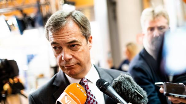 <p>Der Regierungschef habe sich dazu bekannt, die künftigen Beziehungen mit der EU im Rahmen eines Freihandelsabkommens nach dem Vorbild Kanadas zu gestalten, sagte Farage.</p>