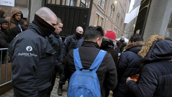<p>Asylanträge sollen künftig schneller als bisher bearbeitet werden.</p>