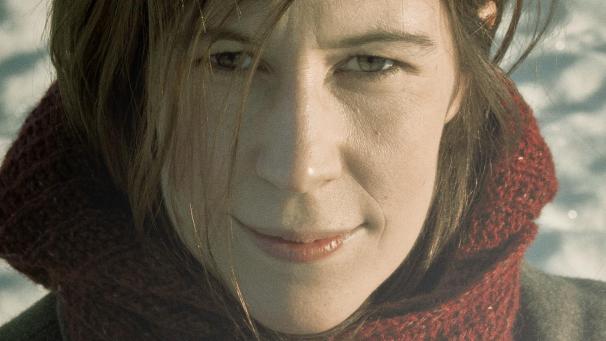 <p>Die schwedisch-finnische Künstlerin Marja Ahti arbeitet mit Field Recordings, akustischen Klangfragmenten, Synthesizern und elektronischen Feedbackloops.</p>
