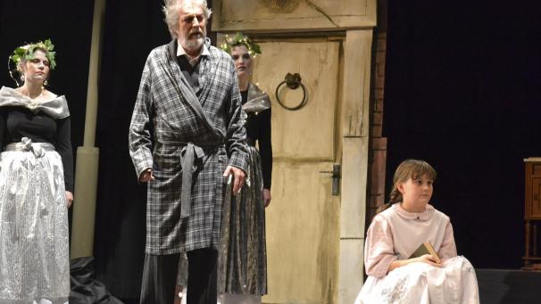 <p>Norbert Heukemes überzeugt in dem von Charles Dickens erfundenen Geizhals Scrooge.</p>