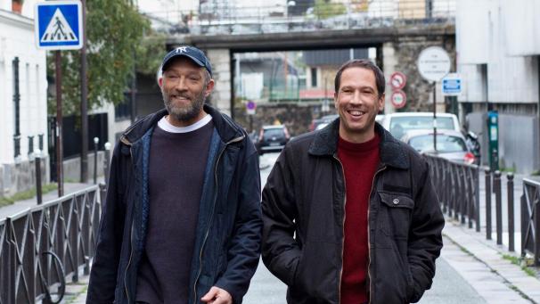 <p>Vincent Cassel (links) als Bruno und Reda Kateb als Malik in einer Szene des Films „Alles außer gewöhnlich.</p>