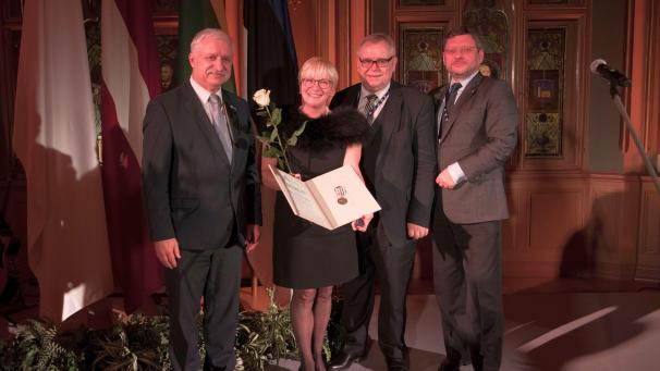 <p>Patricia Creutz-Vilvoye ist stolz auf ihre Auszeichnung.</p>