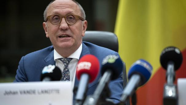 <p>Staatsminister Johan Vande Lanotte ist einer der drei Experten, die die Pro League für ihr Projekt gewinnen konnten.</p>
