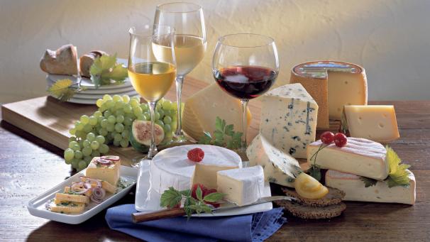 <p>US-Präsident Donald Trump bestätigte: eine „sehr hohe Steuer auf Wein“ und andere Waren sei geplant.</p>