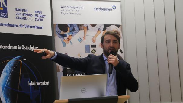 <p>Am Mittwochabend startete eine Symposiumsreihe zum Thema smarte Lösungen in Industrie und Wirtschaft.</p>