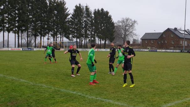 <p>Weywertz und Kelmis trennten sich 1:1-unentschieden.</p>