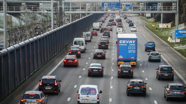 <p>Auf dem Brüsseler Ring (hier in der Nähe von Anderlecht) soll zukünftig nur noch Tempo 100 gelten.</p>