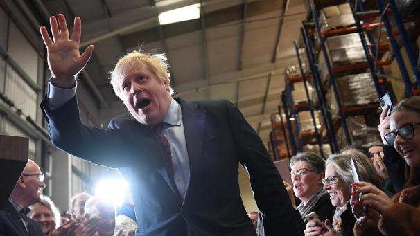 <p>Boris Johnson hat es sich zum Ziel gesetzt, Großbritannien aus dem Brexit-Schlamassel zu befreien. Doch seine Kritiker werfen ihm vor, er habe das Land erst dort hineingeführt.</p>