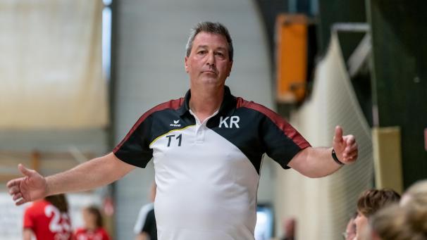 <p>Trainer Kurt Rathmes war maßlos enttäuscht.</p>