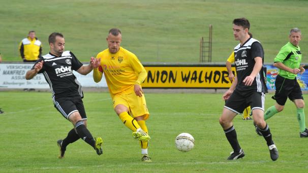 <p>Benoit Laschet (Mitte): „Ich möchte die Saison auf jeden Fall zu Ende spielen.“</p>