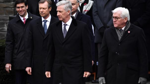 <p>US-Verteidigungsminister Mark T. Esper (l.-r.), Großherzog Henri von Luxemburg, König Philippe und der deutsche Bundespräsident Frank-Walter Steinmeier bei der Gedenkfeier.</p>