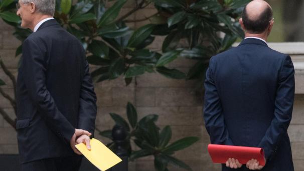 <p>Schauen in gänzlich andere Richtungen: PS (rechts Rudy Demotte) und die N-VA (links Geert Bourgeois).</p>