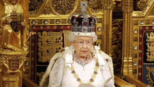 <p>Queen Elizabeth II. muss erneut die Pläne des Premierministers Johnson vorstellen.</p>