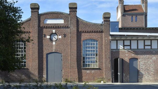 <p>Blick auf den Alten Schlachthof: Seit Herbst 2015 dient die Infrastruktur am Rotenberg als Kulturzentrum.</p>
