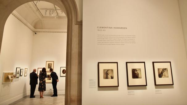 <p>Kate, Herzogin von Cambridge, besucht die National Portrait Gallery. Die Debatte um den Brexit und Fragen der Ethik in der Kunstförderung beschäftigen den britischen Kulturbetrieb. Sie könnten zu Dauerbrennern werden.</p>