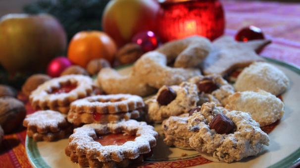 <p>Beim Backen kann man ein Drittel des in den Rezepten angegebenen Zuckers getrost wegfallen lassen.</p>