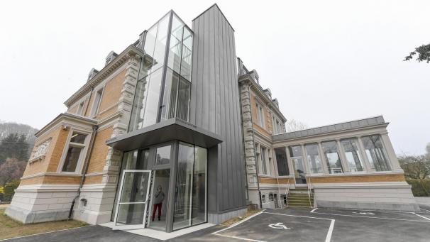 <p>Noch ist die DG Eigentümerin der Villa Peters. Künftig soll aber die Stadt Eupen diese Rolle übernehmen.</p>