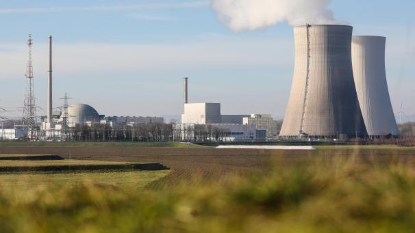 <p>Der Betreiber EnBW hat Block 2 des Reaktors von Philippsburg am Silvestertag vom Netz genommen.</p>