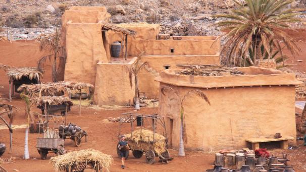 <p>Filmset mit Requisiten: In der Peñitas-Schlucht auf Fuerteventura drehte Marvel Ende November 2019 «The Eternals».</p>