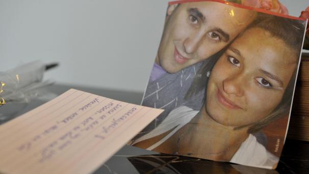 <p>Kondolenzregister für Kevin Paulus und Shana Appeltans, die vor zehn Jahren ermordet wurden.</p>