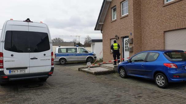 <p>In diesem Haus in Langerwehe zwischen Aachen und Düren, wurden die Leichen gefunden.</p>