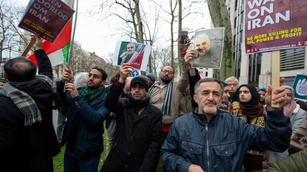 <p>Protestkundgebung vor der US-Botschaft in Brüssel.</p>