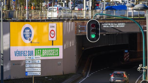 <p>Seit dem 1. Januar sind auch Dieselfahrzeuge der Norm Euro 3 in der Brüsseler LEZ verboten.</p>