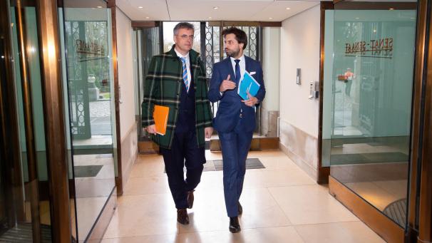<p>Noch eine Woche: Kommen die Informatoren Joachim Coens (l.) und Georges-Louis Bouchez voran?</p>