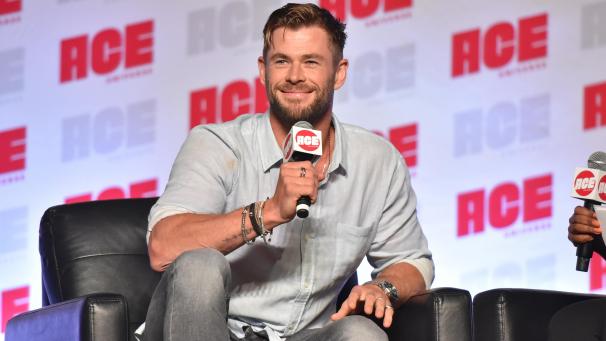 <p>Der australische Schauspieler Chris Hemsworth spendete nach eigenen Angaben eine Million australische Dollar (620.000 Euro).</p>