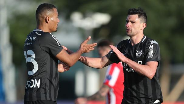 <p>War am Samstag gegen die PSV erfolgreich: Flavio Ciampichetti (rechts).</p>