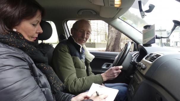 <p>Bereits 15 Personen im Alter zwischen 20 und 70 Jahren haben sich als Fahrer für den Dienst eintragen lassen. Auch bei den Nutzern ist die Nachfrage groß.</p>