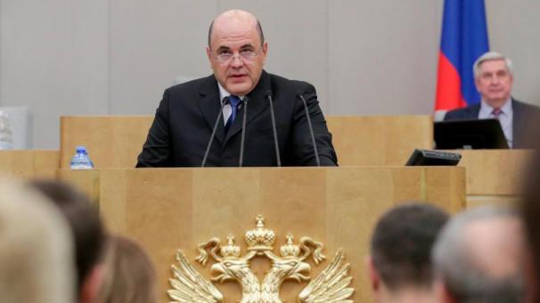 <p>Michail Mischustin (M), Leiter der russischen Steuerbehörde und neuer Ministerpräsident von Russland, hält während einer Sitzung des Unterhauses des russischen Parlaments, in der er im Amt bestätigt wurde, eine Rede.</p>