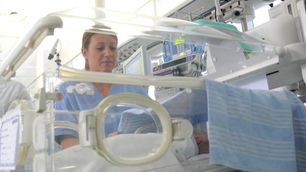 <p>Trotz über 400 Geburten pro Jahr müsste, laut einer Empfehlung von Effizienzexperten, in Eupen die Geburtenstation geschlossen werden.</p>
